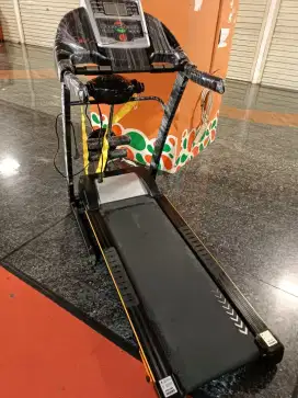 Treadmill elektrik jumbo 4fungsi bekas display toko