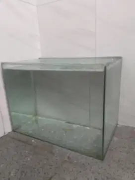 AQUARIUM KACA. AQUARIUM IKAN hias ukuran 40x30cm