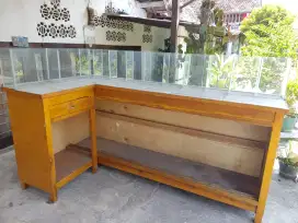 Meja usaha juss