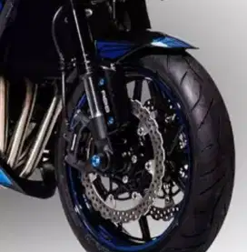 Velg depan Original Moge Kawasaki Z900 double disk