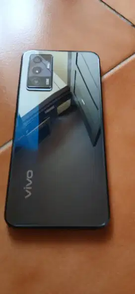 Vivo V23e hitam Ram 8