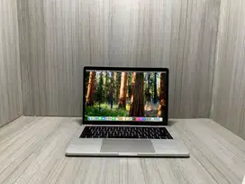 Macbook Pro 13 Inch 2018 CTO 16/512 GB