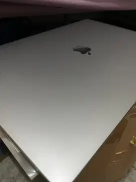 MacBook Pro 2019 16inch