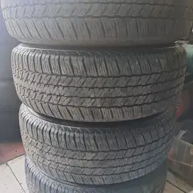 Ban ring 18 mitsubishi pajero fortuner original