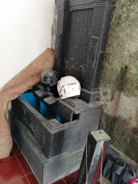 Pancuran air batu alam
