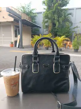 Tas selempang wanita import