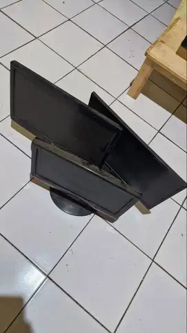 Monitor Rusak Bergaris (Borongan)