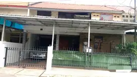 Dijual Rumah 2 lantai di pondok bambu jakarta timur