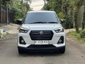 Daihatsu Rocky X 1.2 AT 2022 putih (joglo)
