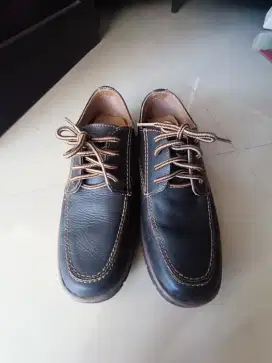 Sepatu original weinbrenner