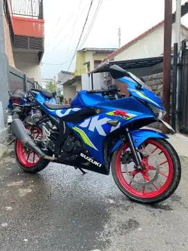 Suzuki gsx r biru favorit pajak panjang