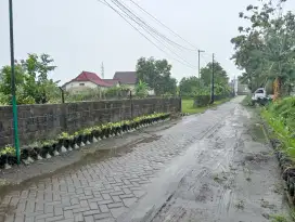 DIJUAL CEPAT TANAH LUAS. FULL PAGAR BETON. SEPARUH HARGA.