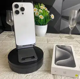 iPhone 15 Pro 128GB Garansi Resmi iBox White Titanium LCD Ganti BH 89%