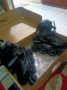 Jual sepatu roda merk Roselle