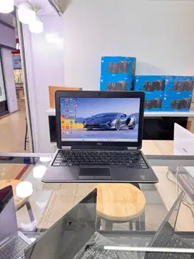 Dell 7240 core i5 ram 8gb ssd 128gb
