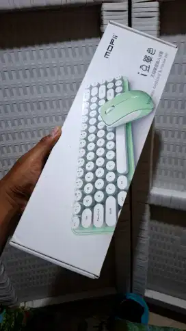 MOFII WIRELESS KEYBOARD & MOUSE SET
