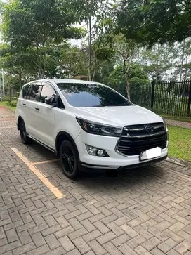 Toyota Innova Venturer Diesel