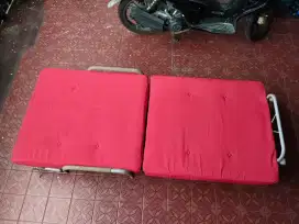 Tempat tidur lipat