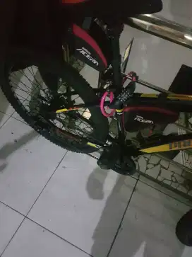Sepeda pacific siap pakai