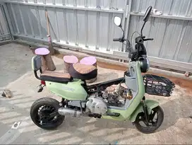 Dicari motor tua 2 tak 4 tak original atau sudah di custom