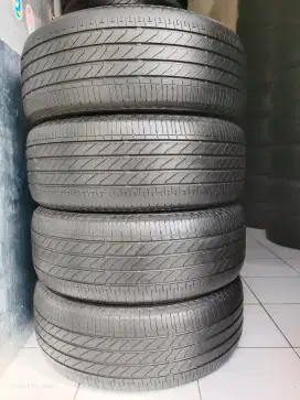 Ban 215 55 R17 Bridgestone Turanza T005A HRV Camry Inova Accord