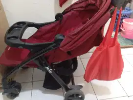 dijual STROLLER kondisi masih bagus JOIE LX