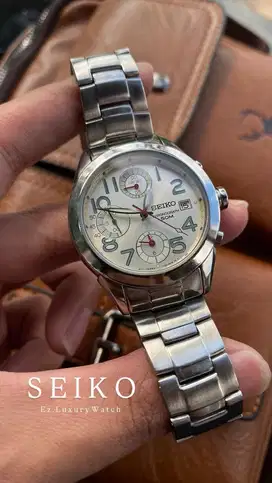 Jam tangan SEIKO chronograph small size 38 mm all original