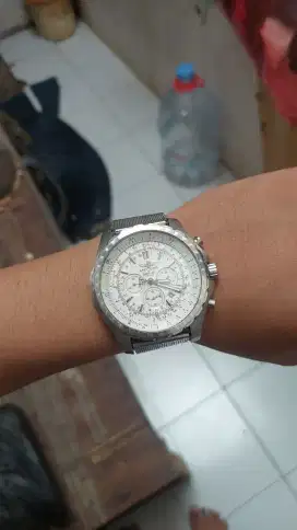 Jam tangan Breitling for Bentley Motors