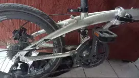 Sepedah lipat Element z9