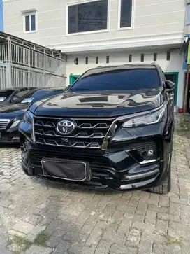 DP 78 JUTA‼️ Fortuner VRZ GR 2.8 A/T 2022 Hitam