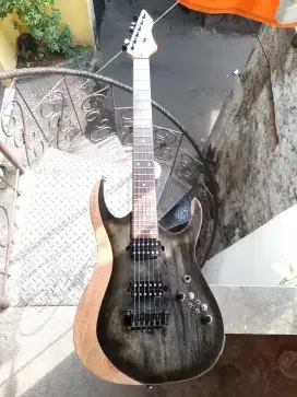 Schecter Reaper 6