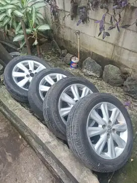 Dijual velg copotan 4 ban, mobil Yaris ring 15