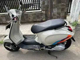 Vespa Primavera S 2023