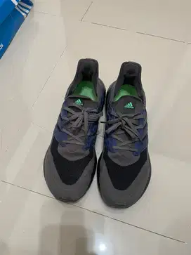 Ultraboost 21 abu sonic ink size 45 1/2