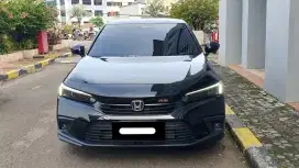 Km 13 rb honda hrv rs sedan turbo 2023 hitam pajak panjang