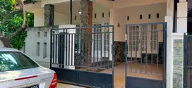 Dijual Rumah Hoek Dalam Perumahan Jatibening Estate