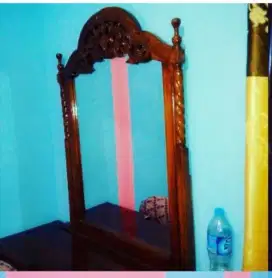 Meja rias jati minimalis