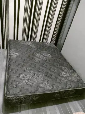 Spring bed 160 X 200