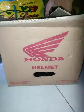 (PRELOVED) HELM HONDA BAWAAN ORI