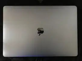 Macbook Pro 2018 15 inch 16/512 2,6Ghz