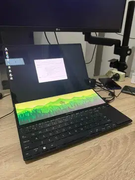 Asus ZenBook Pro Duo UX8402ZE
