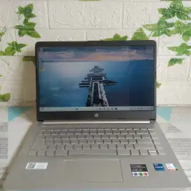 HP Laptop 14s i7 gen 11 Intel Iris Xe 16/512 Gb