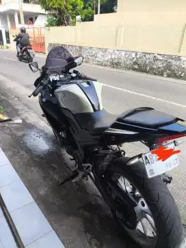Yamaha r15 v3 2017 lengkap