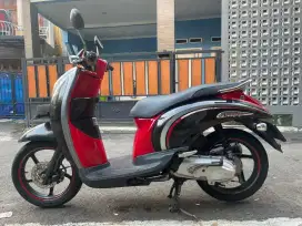 Honda scoopy 2012 masih bagus