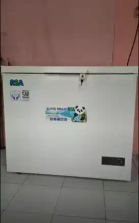 -NEGO SAMPAI JADI- DI JUAL FREEZER RSA KAPASITAS BESAR