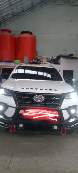 Jual cepat Fortuner gr sport 2.8