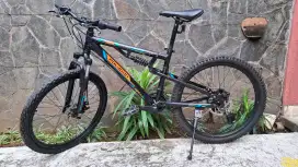 Sepeda Polygon full suspension rayz 24