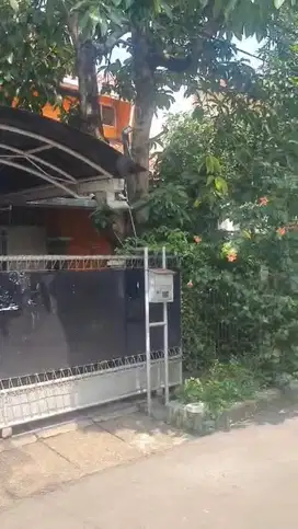 Di Jual Rumah Bagus 2 Lantai Di Pesanggrahan jaksel