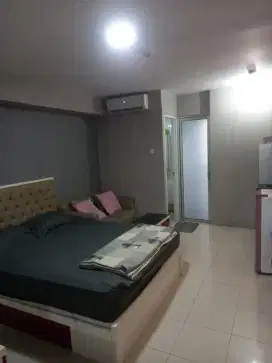 Sewa apartemen Bassura atas mall studio hook furnished