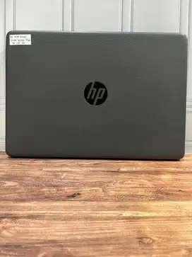 JUAL LAPTOP HP AMD ATHLON SILVER 3050U BATANG SECOND